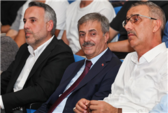 “Şehrimizi yarınlara en güzel şekilde ulaştırmak için gayretle çalışıyoruz”