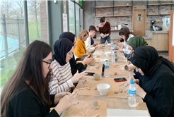 Anne, çocuk ve sanat üçlemesiyle unutulmaz ara tatil