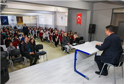 SASKİ Genel Müdürü öğrencilerle buluştu: Tasarrufun önemini anlattı