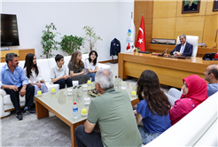 Başkan Alemdar Sakarya’nın LGS şampiyonlarını misafir etti: “Memleketin ve Türkiye’nin geleceği sizlersiniz”