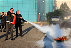 Terminal çalışanlarına yangına müdahale eğitimi