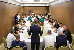 Yusuf Alemdar’dan Bolu kampında önemli mesajlar: “Sakaryaspor bir ruh işidir, sevdadır ve her sorun kenetlenmeyle aşılır”