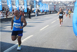 Büyükşehir'in sporcusu İstanbul Maratonu'nda ipi göğüsledi