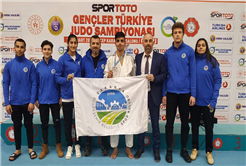 Büyükşehirli sporcu gümüş madalyanın sahibi oldu