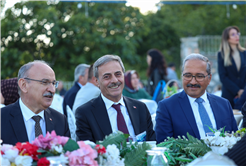 “Her renk ve kültürün zenginlik kattığı Sakarya’da birlikteliği güçlendireceğiz”
