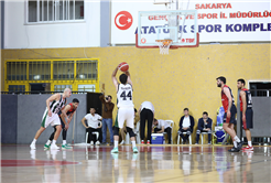 Büyükşehir basket ilk yarının son maçına İstanbul’da çıkıyor