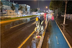 SASKİ, kuvvetli yağışa karşı tüm imkanları ile sabaha kadar sahadaydı