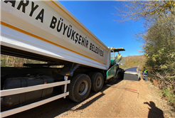 Büyükşehir Kaynarca’da asfalt çalışmalarına hız verdi