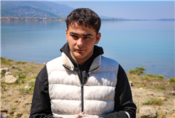 Göl havzasına bırakılan atıklar gönüllü öğrencilerin desteğiyle temizlendi