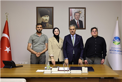 “Milletimize ve memleketimize hizmet sorumluluğu ile hareket ediyoruz”