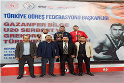 Büyükşehir güreşçileri Türkiye Şampiyonası’na damga vurdu