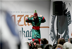 Sakarya 11 ayın sultanı Ramazan’ın huzurunu bu sokakta hissediyor 