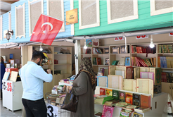 Ramazan’da kitabın adresi ‘Kitap Sokağı’ oldu