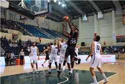 Büyükşehir Europe Cup’a mağlubiyetle başladı
