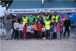 Büyükşehir’den Hatay’a aşevi: Kazanlar günün her saati kaynıyor
