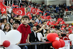 “Tüm imkânlarımızı gençlerimiz için seferber etmeye devam edeceğiz”