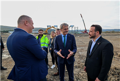 “Sakarya’nın her köşesinde gençlerimiz için spor tesisleri kazandırıyoruz”