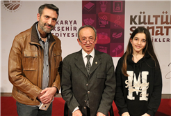 Yazar Yalsızuçanlar Sakaryalı okurlarıyla buluştu