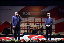 Şampiyon pedallar MTB Dünya Kupası’nda nefes kesti