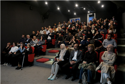 “Kur’an, bizi evrenle, hayatla ve Allah’la olan bağımızı yeniden kurmaya çağırıyor