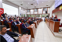 Ulaşımda öğrenciler için ücretsiz seyahat ve indirim: “Müjdelerimiz devam edecek”