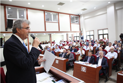 “Şehrin yeni projelerine meclis onayı”