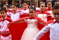 Alemdar miniklerin 23 Nisan coşkusuna ortak oldu: “Tüm çocuklarımızın bayramı kutlu olsun”