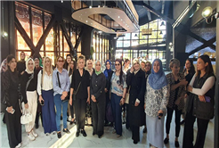 Girişimci kadınlar çift katlı otobüsle Sakarya’yı gezdi