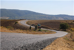 Büyükşehir şehrin güney ucunda 21 kilometrelik arterleri yeniliyor