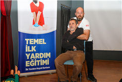 İlk yardım eğitimleri devam ediyor