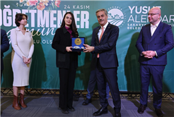 “Şehrimizde eğitime katkı sunacak projeleri bir bir hayata geçiriyoruz”