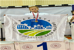  Büyükşehir sporcusu minderden şampiyon ayrıldı