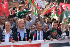 Başkan Alemdar: “Sakarya mazlumun yanında olduğunu bir kez daha gösterdi”