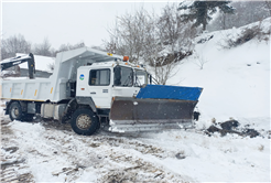 Büyükşehir zirvelerde karla mücadele mesaisinde