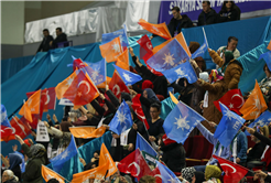 “Davamızın ve liderimizin yanında olmaya devam edeceğiz”