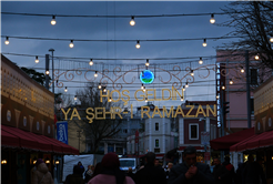 Sakarya’da bir Ramazan klasiği ve Büyükşehir’in geleneği Kitap Sokağı kapılarını açtı