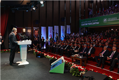 “Sakarya’yı afetlere dirençli hale getirecek, Sapanca Gölü çevresine yakışır bir proje kazandıracağız”
