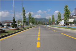 Büyükşehir, yol çizgilerini yenileyerek güvenli ulaşımı güçlendiriyor