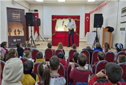 Şehrin dört yanında ‘Bir Hikâye Bin Neşe’ 