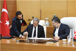 “Şehrimizin sanayi altyapısını modern bir yapıya kavuşturuyoruz”