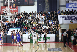 Büyükşehir basketbol yarı final serisine galibiyetle başladı