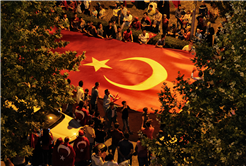“15 Temmuz'un 10'uncu yılında yine meydanlarda olacağız”