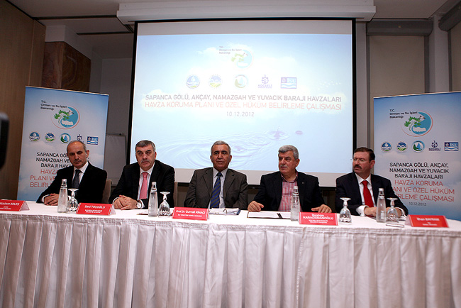 Sapanca Gölü için Tarihi İmza