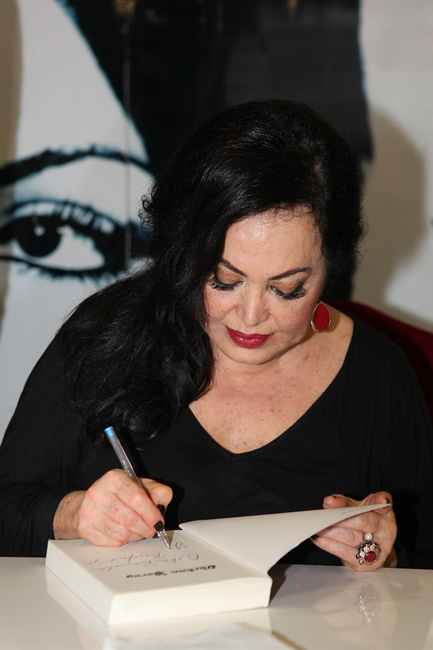 Türkan Şoray Hayranları İle Buluştu