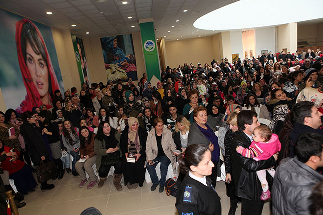 Türkan Şoray Hayranları İle Buluştu