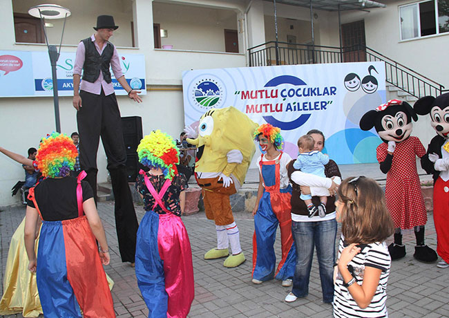 Akyazılı Miniklerin Mutlu Günü