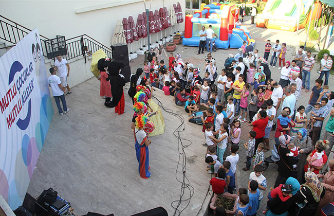 Akyazılı Miniklerin Mutlu Günü