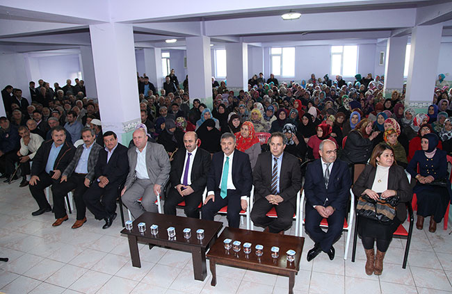 Ailesini Çok Seven Peygamberin Ümmetiyiz