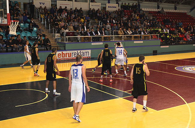 Büyükşehir Galibiyet Serisini Sürdürüyor