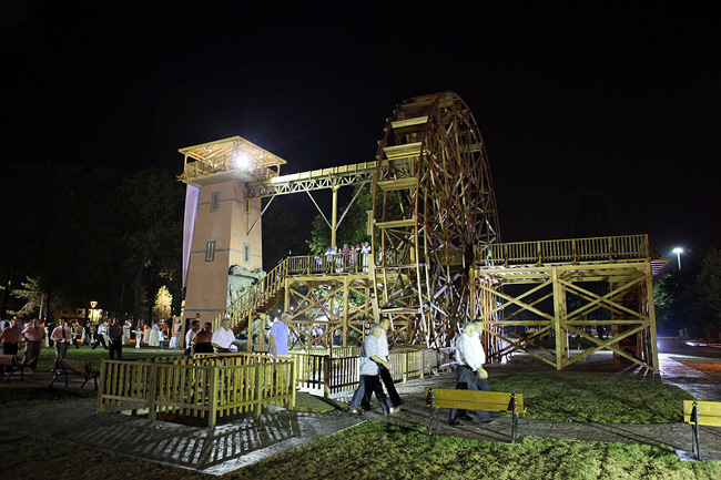 Tarihi Çark Yeniden Dönüyor